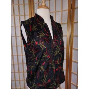 Bette & Court Med Carpet Style Vest